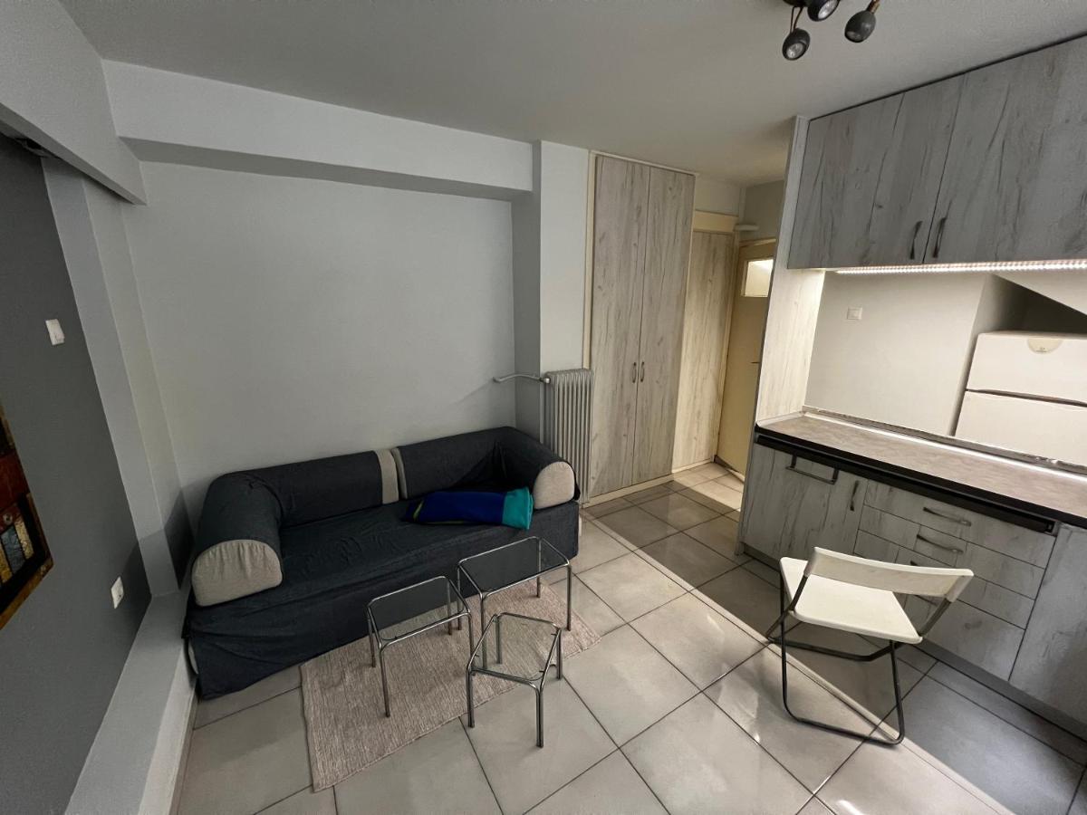 Budget Private Room In The Center Atene Esterno foto