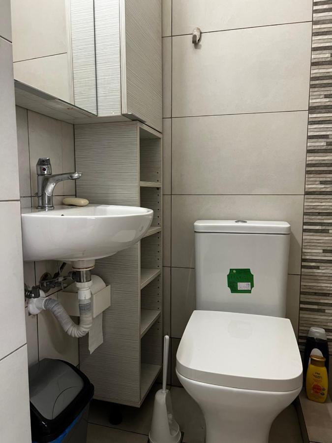 Budget Private Room In The Center Atene Esterno foto